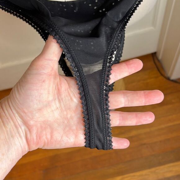 Dolls Kill Inluv Open back Black lace Bodysuit Size Medium New - Picture 3 of 6